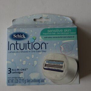 schick Intuition 3 ALL-IN-ONNE cartiridges for Sensitive skin New